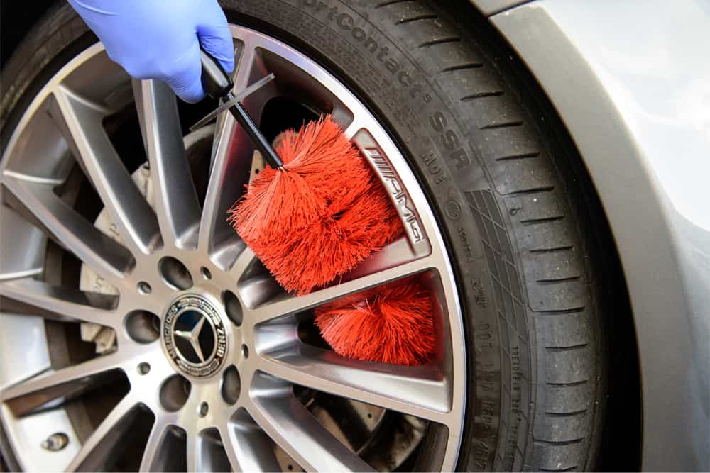 Martin Cox Extra Large Reach Red Wheel Brush MOGG156 Cleaning Brush - Martin Cox - MOGG156 image 3